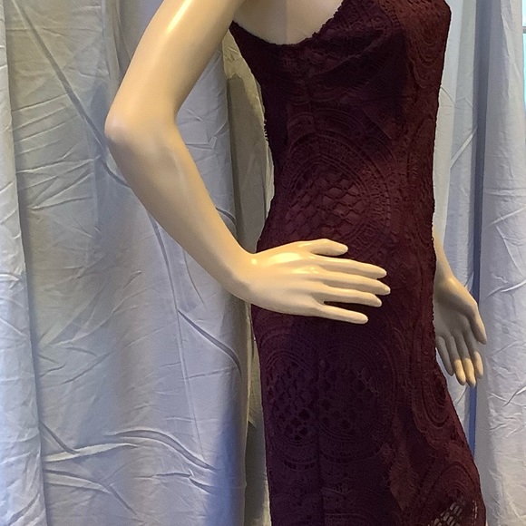 NWOT -Burgundy Lace Dress! Think Homecoming! - Picture 3 of 5